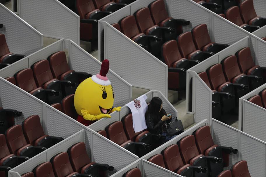 La mascotte del China Open assiste alla partita del maiorchino